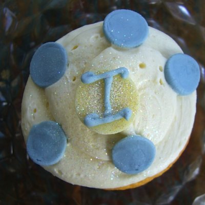 polka dot initial $4.75